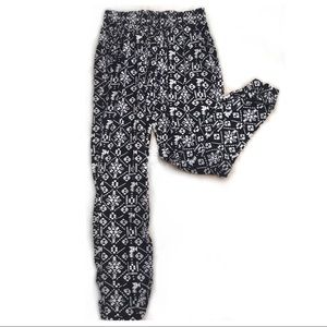NWOT Cotton On Flowy Geometric Pants